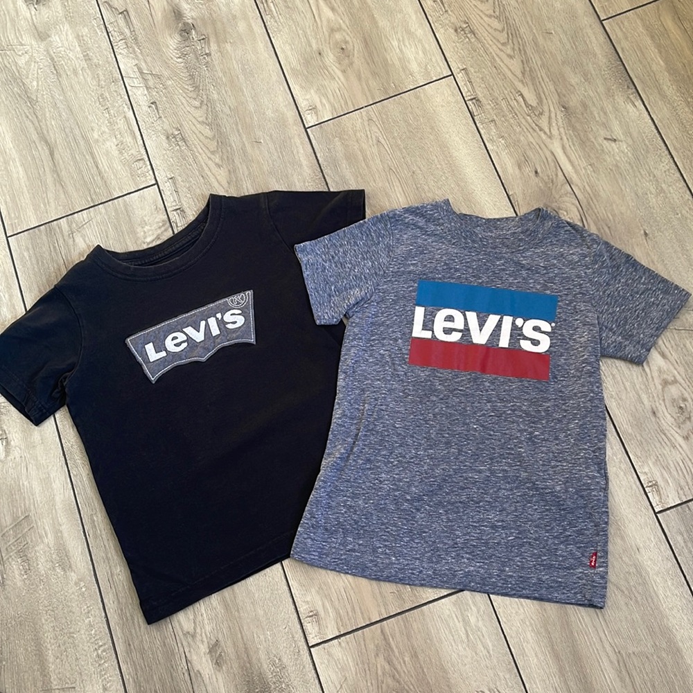 LEVI’S Boys Cotton Bundle Shirts Size (6/7)
